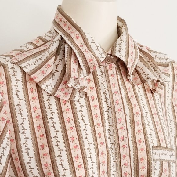 Refashioned Ruffled Collar Cropped Blouse (S/M) - Picture 3 of 9